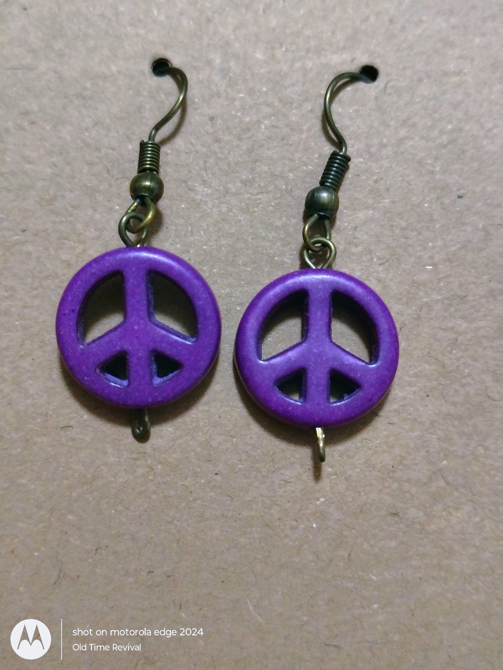 Peace Sign Dangle Drop Earrings Retro Hippie Jewelry Handmade Boho Festival - Picture 2 of 3